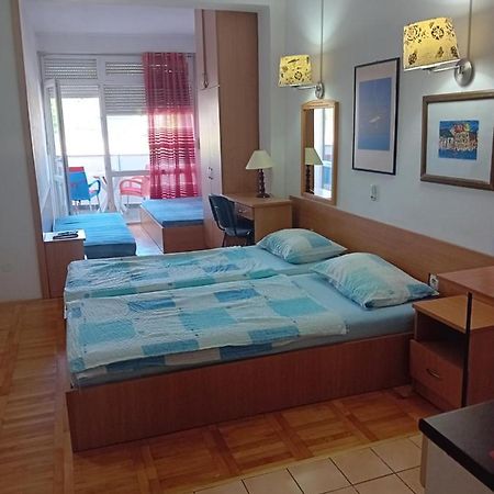 Vila Centar Требинье Экстерьер фото