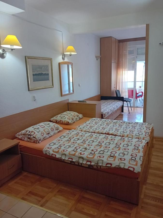 Vila Centar Требинье Экстерьер фото