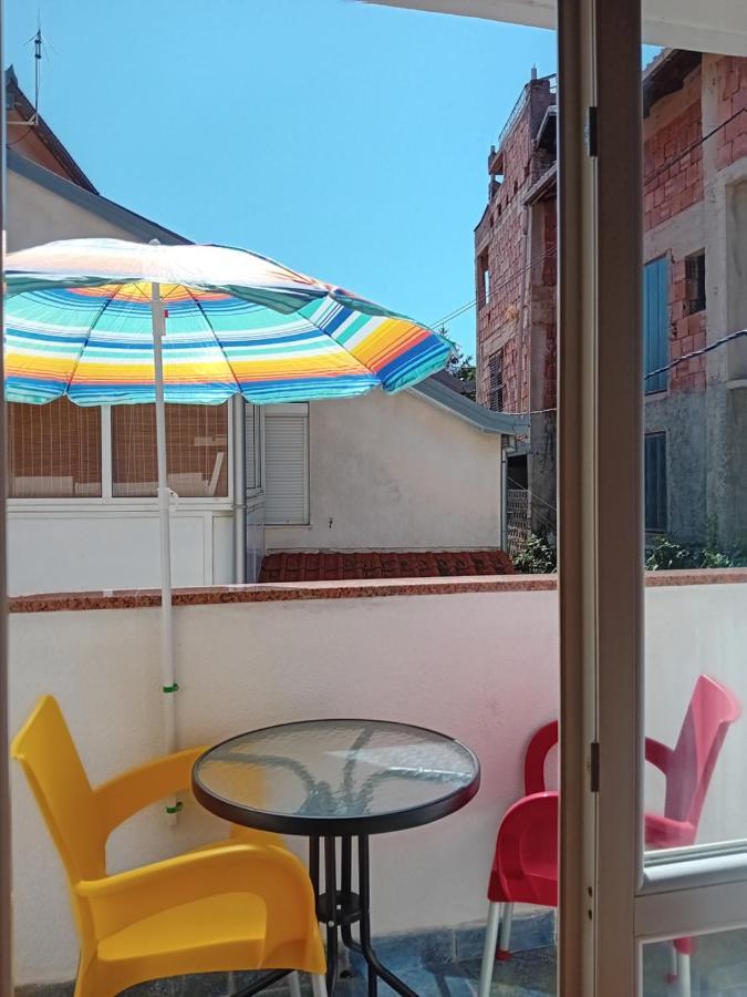 Vila Centar Требинье Экстерьер фото